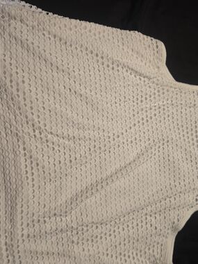 Women’s Textured White Sleeveless Tank Top